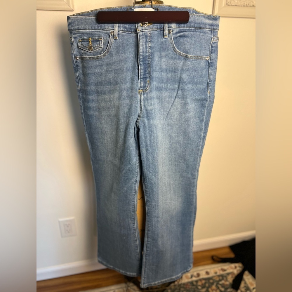 LOFT kick crop light denim jeans size 14